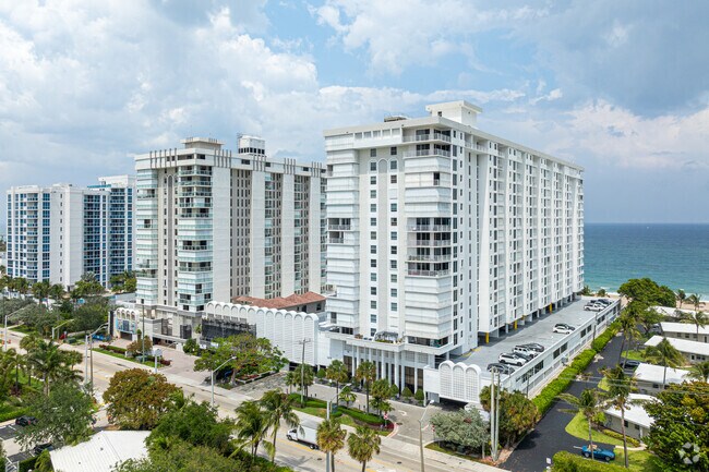 Foto del edificio - Pompano Aegean Condominiums