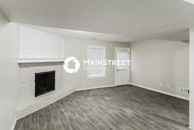 Foto del edificio - 3 Bedroom Pet-Friendly Home in Douglasville, GA with Main Street Renewal