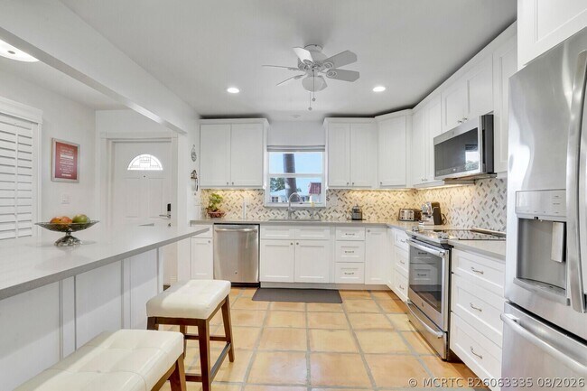 Building Photo - 772 Nantucket Cir