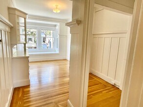 Building Photo - 131 Albion St