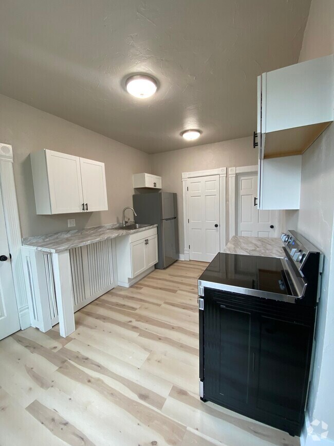 Tank Park Apartments under 2,500 Green Bay, WI 7 Rentals