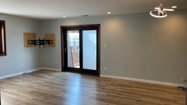 Foto del edificio - 960 S Des Plaines River Rd