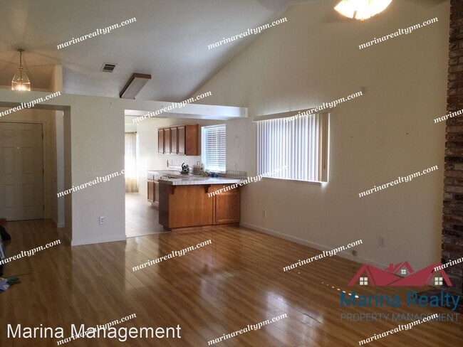 Building Photo - 3 br, 2 bath House - 715 Madonna Drive
