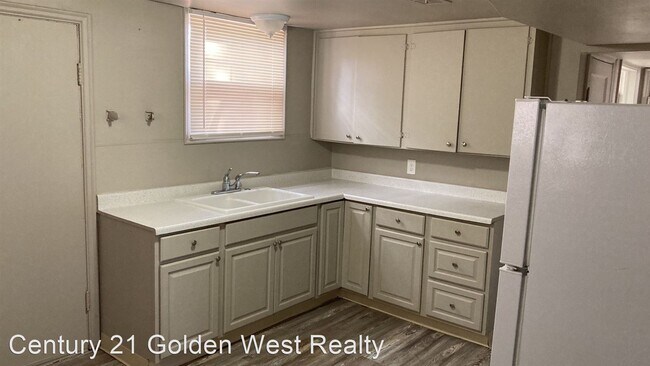 Building Photo - 1 br, 1 bath House - 304 Dearborn St