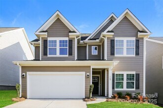 Building Photo - 168 Queenshall Rd Building Photo - 168 Queenshall Rd