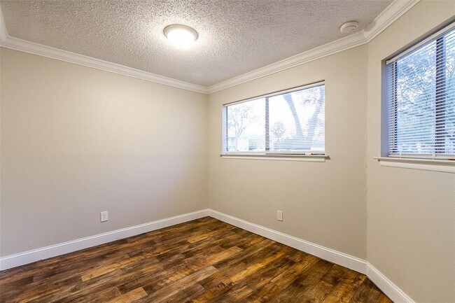 Foto del edificio - 7298 Ulmerton Rd
