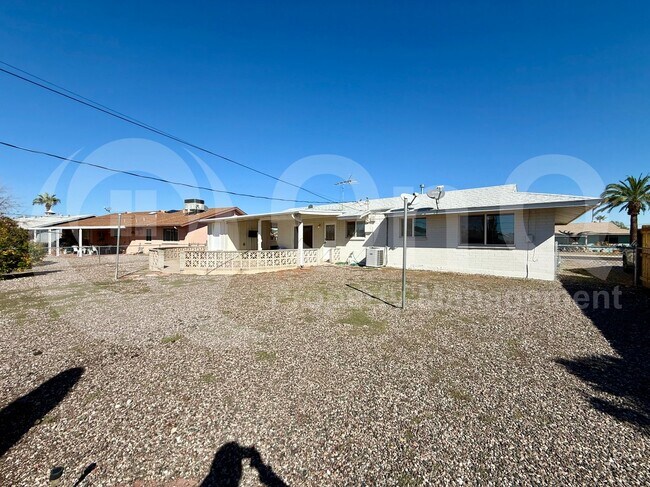 Foto del edificio - 10247 W El Dorado Dr