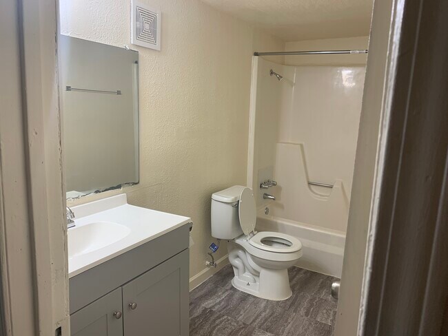 Foto del edificio - Riviera West