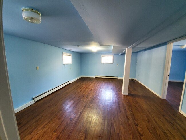 Living Room - 9120 Lawler Ave