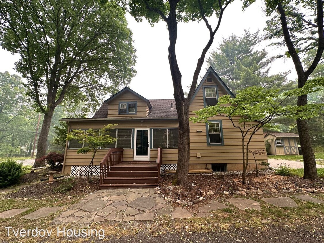 Primary Photo - 3 br, 1.5 bath House - 480 Garretson Rd, B...