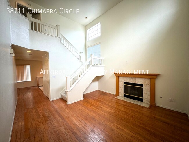Foto del edificio - 38711 Chimaera Cir