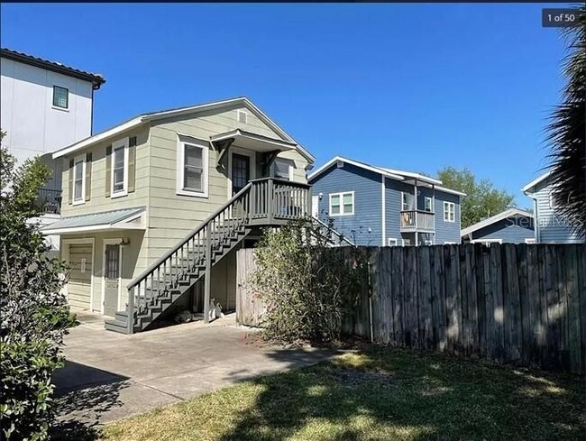 Building Photo - 404 S Westland Ave