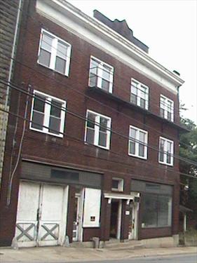 Foto del edificio - 323 Baltimore Ave