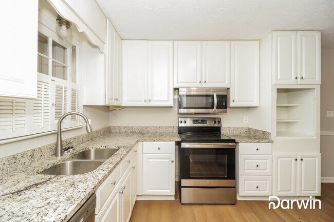 Building Photo - 264 Tammy Dr, Dallas, GA 30132