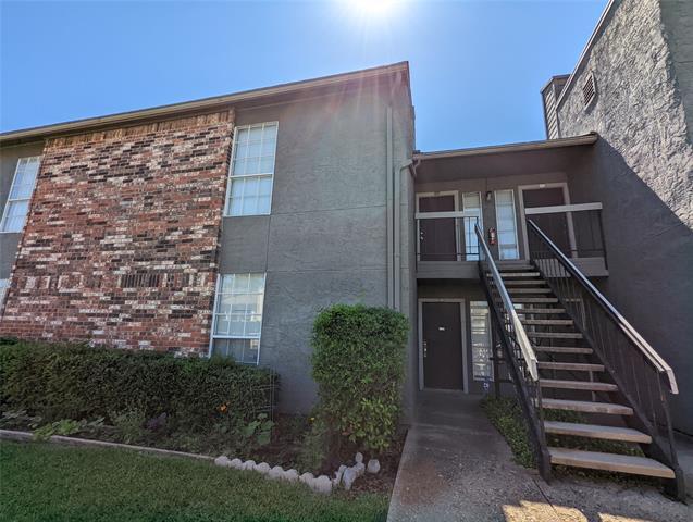 Foto principal - 12480 Abrams Rd
