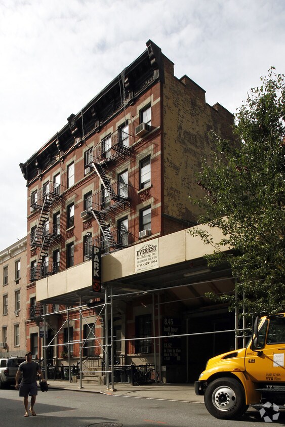 Foto del edificio - 204 E 32nd St