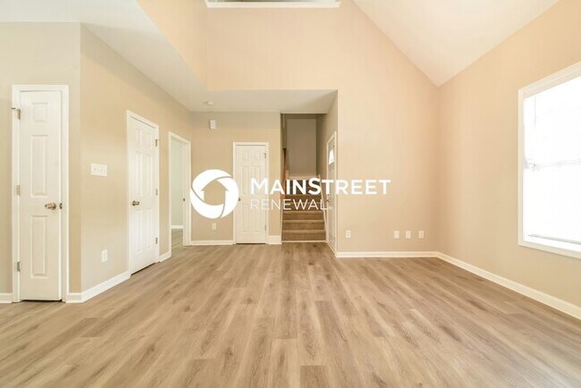 Building Photo - 3 Bedroom Pet-Friendly Home in Raleigh, NC with Main Street Renewal