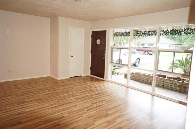Building Photo - 4929 Libbey Dr