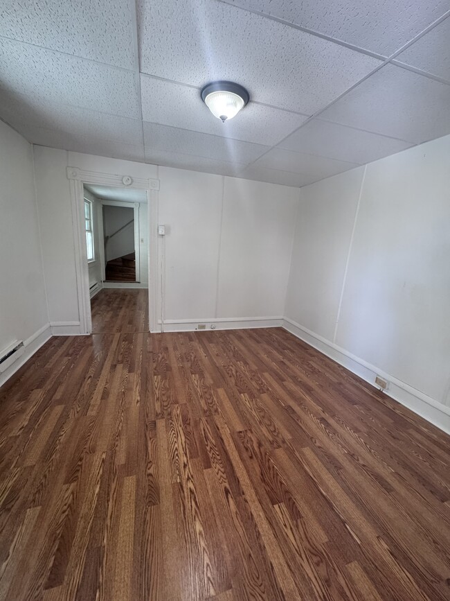 Building Photo - 60 Lanning Ln