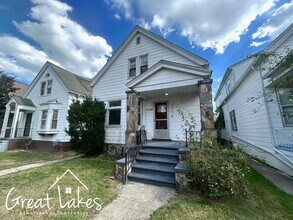 Building Photo - 2716 Belmont St