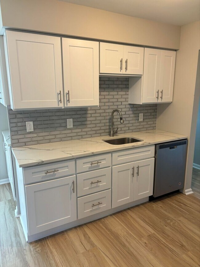 Foto del edificio - 3 Bedroom Townhome in Emmaus