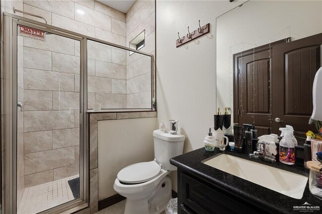 Building Photo - 12 Carlos Dr