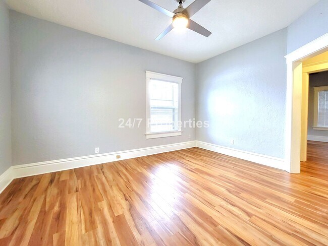 Foto del edificio - ONE MONTH FREE - 1BD I 1BA Unit - Nob Hill