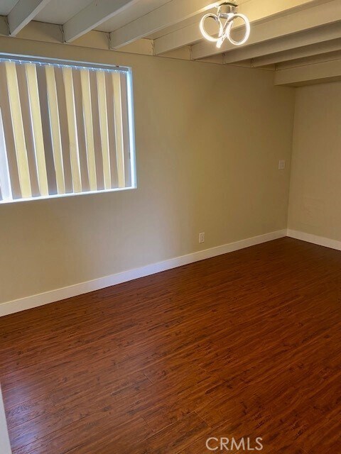 Foto del edificio - 1943 Vista Del Mar Ave