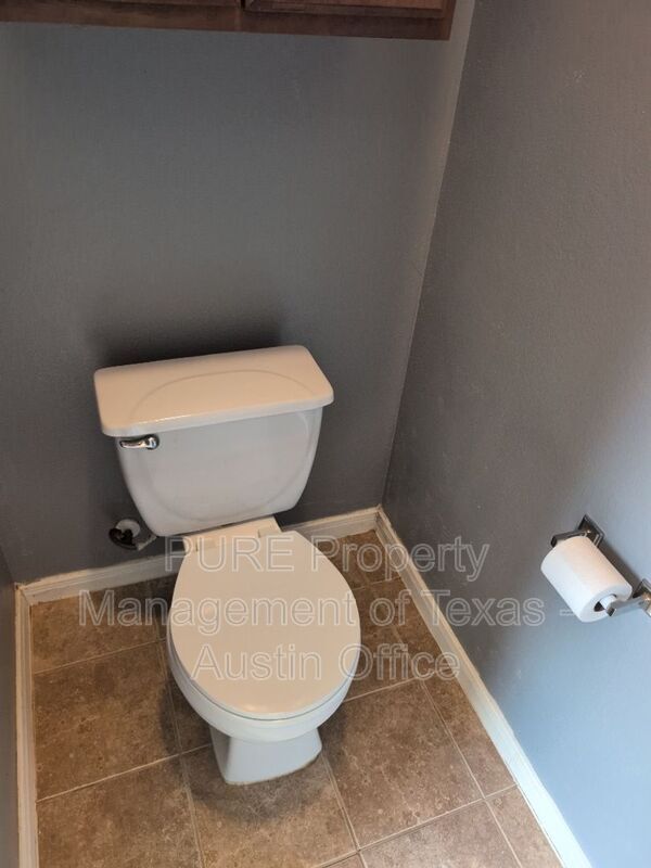 Foto del edificio - 803 Centerbrook Pl