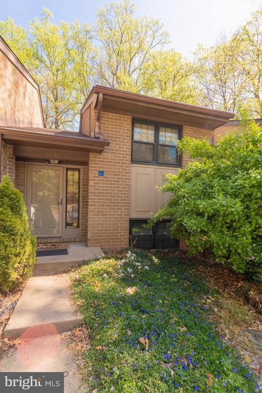 Primary Photo - 2031 Headlands Cir
