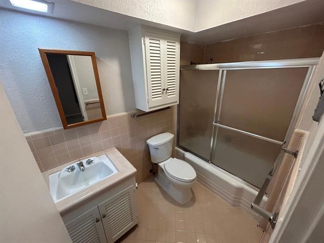 Building Photo - 11104 Valleydale Dr