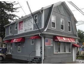 Building Photo - 1604 Lincoln Hwy