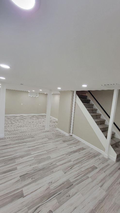 Foto del edificio - 7619 Forrest Ave