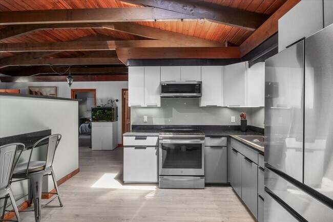 Foto del edificio - 37 Morrison Rd