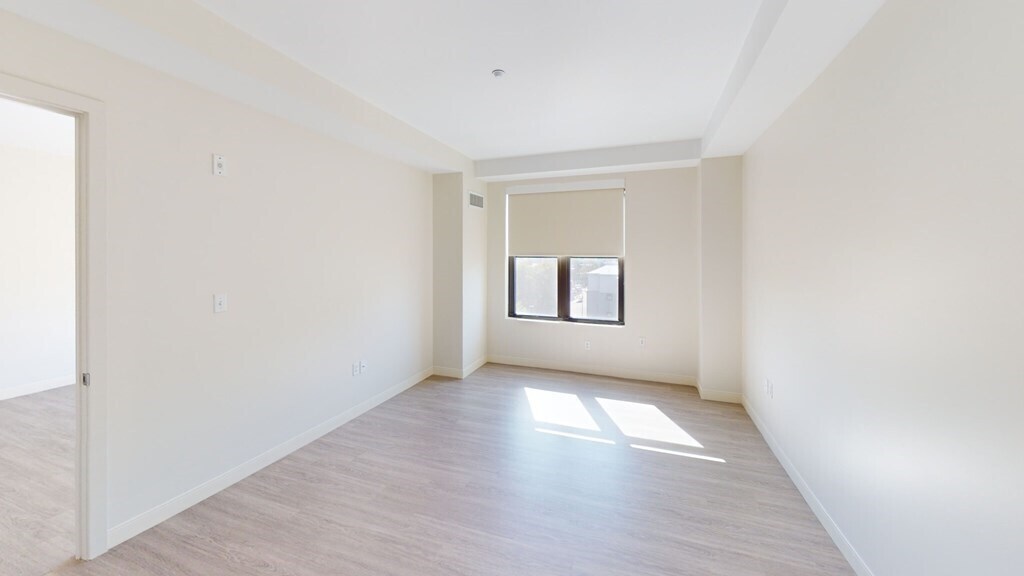 Primary Photo - 228 Centre St