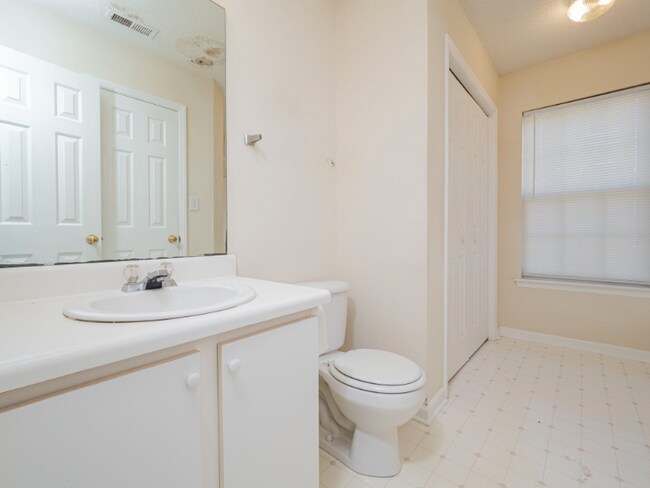 Foto del edificio - 4712 Silverdene St