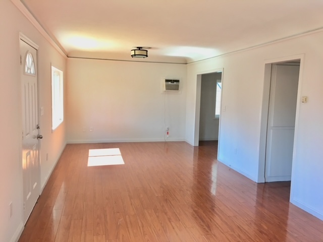 Foto del edificio - 1266 N Commonwealth Ave