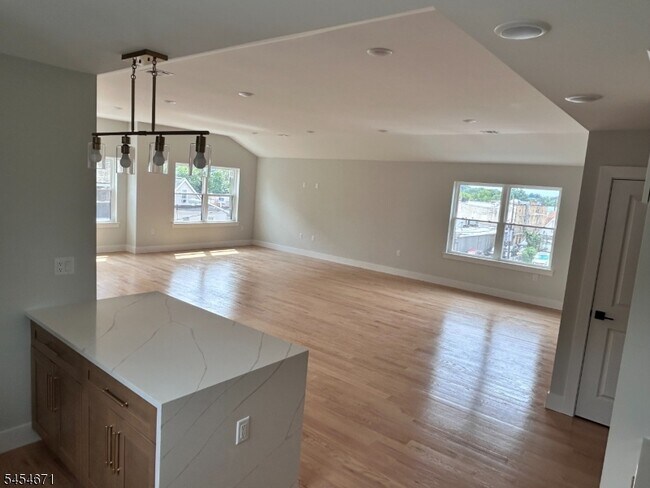 Foto del edificio - 25 Brookside Ave