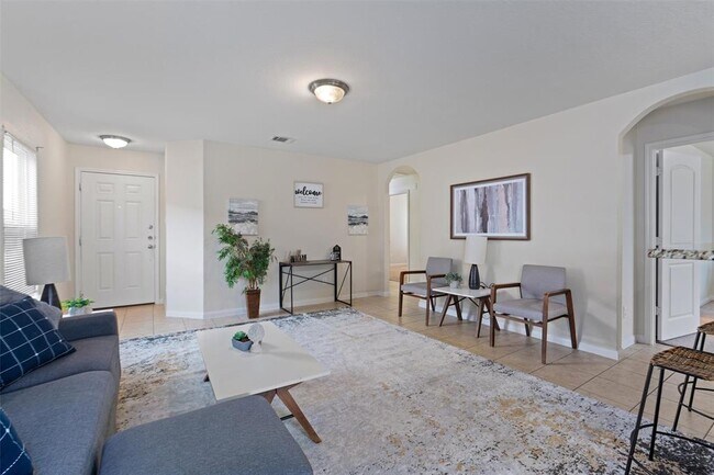 Foto del edificio - 360 Farmer Ln