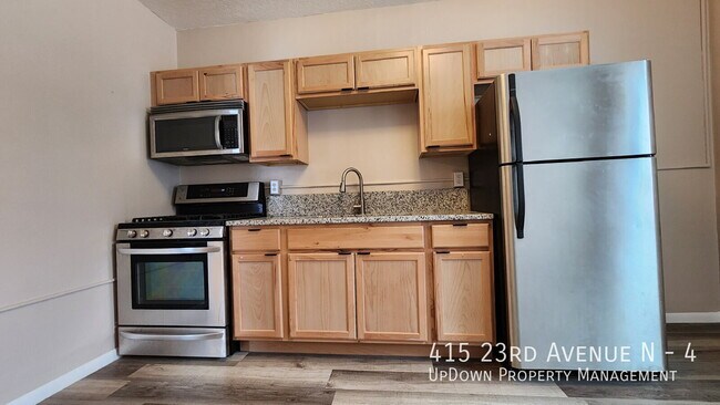 Foto del edificio - 415 23rd Ave N