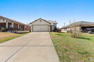 Building Photo - 6024 Stonehaven Dr