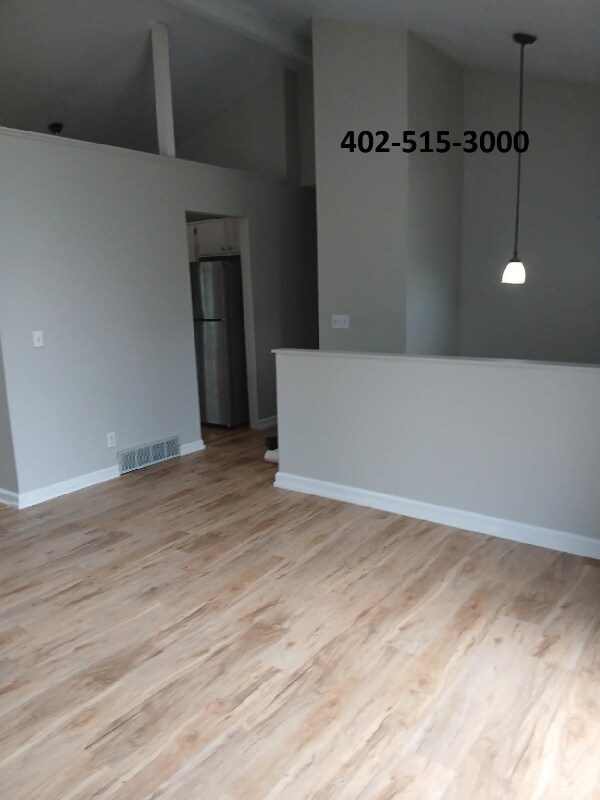 Foto del edificio - 14224 Patrick Ave