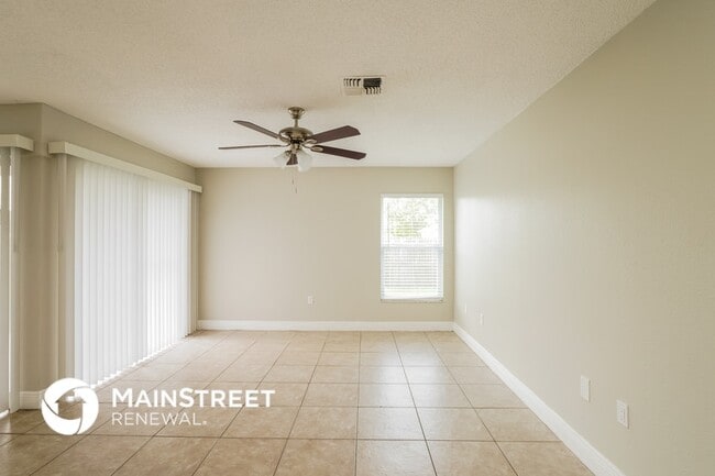 Foto del edificio - 441 Spike Ct