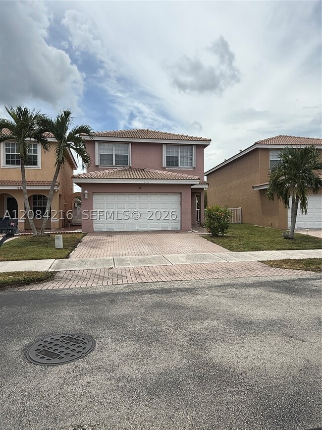 Building Photo - 6714 NW 39th Ln