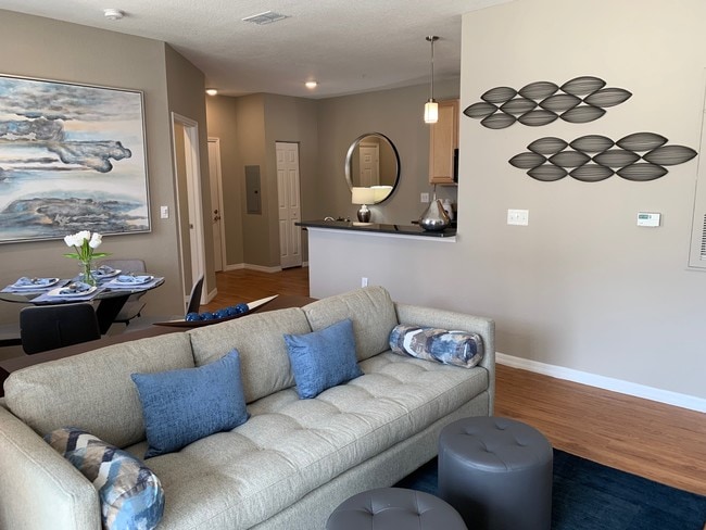 Foto del edificio - Ranch Lake Apartments