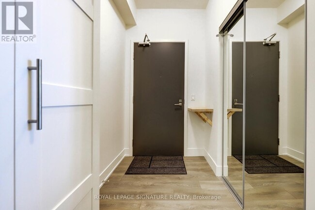 Building Photo - 2916 Hwy 7