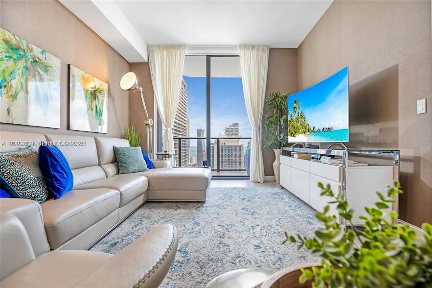 Photo - 45 SW 9th Street Unit 4204