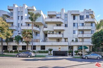 Building Photo - 500 S Berendo St