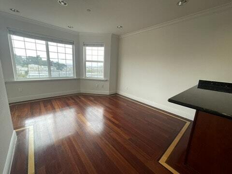 Foto del edificio - 499 33rd Ave