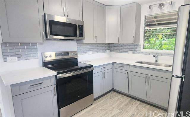 Foto del edificio - 41-978B Waikupanaha St